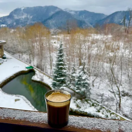 хубавото място - Ski&relax Next To Pamporovo Апартамент